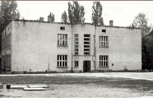 Budynek Gminy w kt�rym znajdowa�a si� kiedy� szko�a!